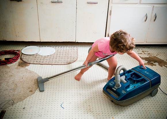 emmy helping