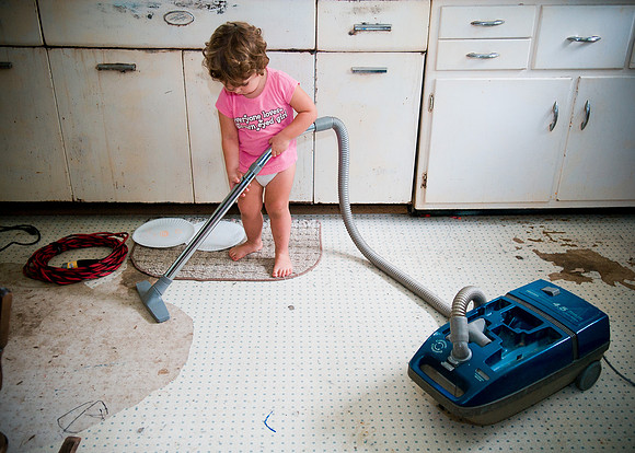 no matter how much you vaccuum, it wont come clean